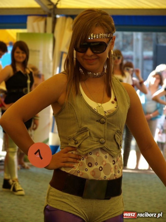 Zdjęcie w galerii na portalu naszraciborz.pl: Nowa Miss 15 z Tworkowa wiadomości z regionu