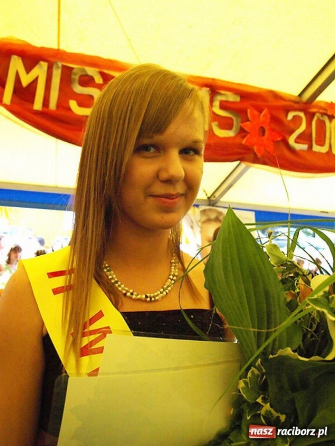 Zdjęcie w galerii na portalu naszraciborz.pl: Nowa Miss 15 z Tworkowa wiadomości z regionu