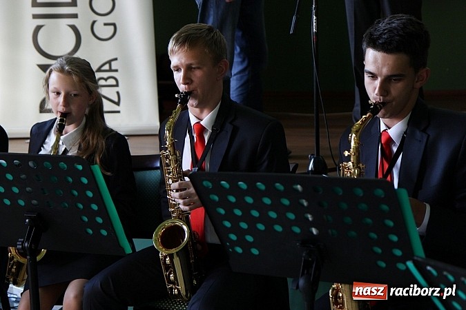 Zdjęcie w galerii na portalu naszraciborz.pl: Filary Ziemi Raciborskiej: znamy już laureat&oacute;w sz&oacute;stej edycji konkursu wiadomości z regionu