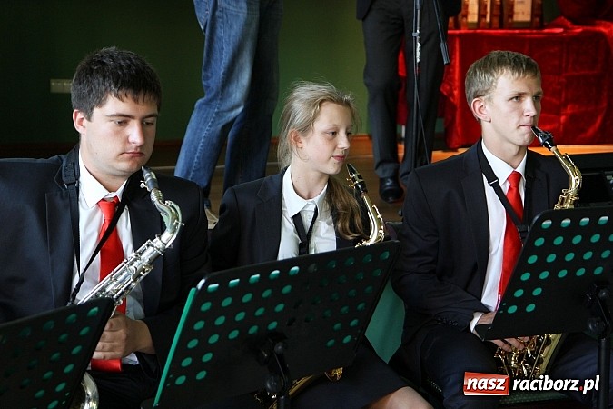 Zdjęcie w galerii na portalu naszraciborz.pl: Filary Ziemi Raciborskiej: znamy już laureat&oacute;w sz&oacute;stej edycji konkursu wiadomości z regionu