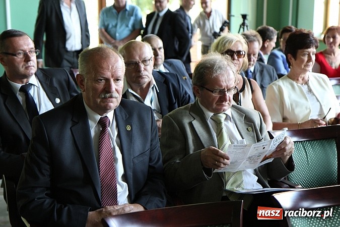 Zdjęcie w galerii na portalu naszraciborz.pl: Filary Ziemi Raciborskiej: znamy już laureat&oacute;w sz&oacute;stej edycji konkursu wiadomości z regionu