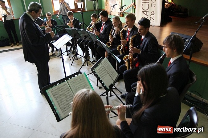 Zdjęcie w galerii na portalu naszraciborz.pl: Filary Ziemi Raciborskiej: znamy już laureat&oacute;w sz&oacute;stej edycji konkursu wiadomości z regionu