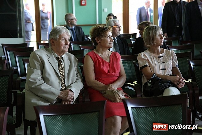 Zdjęcie w galerii na portalu naszraciborz.pl: Filary Ziemi Raciborskiej: znamy już laureat&oacute;w sz&oacute;stej edycji konkursu wiadomości z regionu