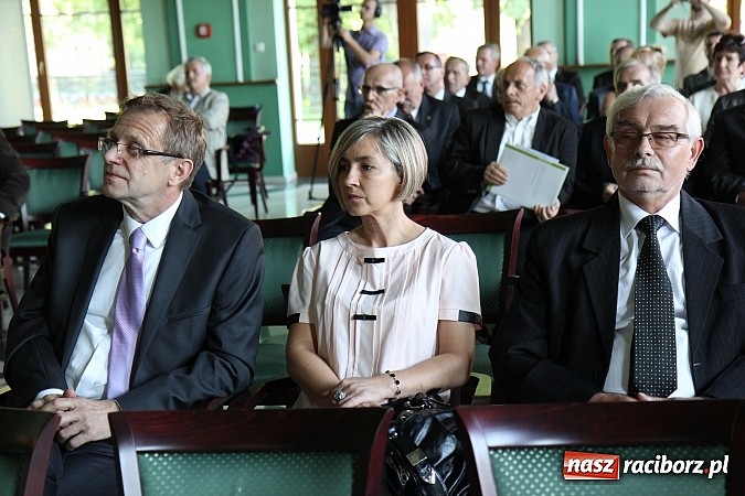 Zdjęcie w galerii na portalu naszraciborz.pl: Filary Ziemi Raciborskiej: znamy już laureat&oacute;w sz&oacute;stej edycji konkursu wiadomości z regionu