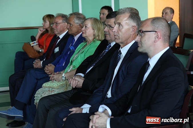 Zdjęcie w galerii na portalu naszraciborz.pl: Filary Ziemi Raciborskiej: znamy już laureat&oacute;w sz&oacute;stej edycji konkursu wiadomości z regionu