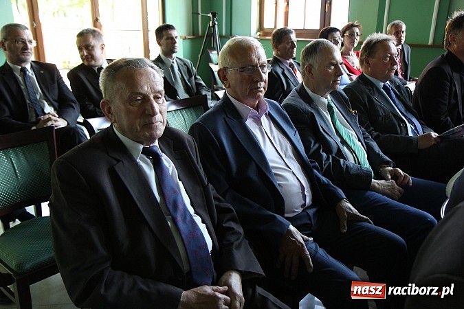 Zdjęcie w galerii na portalu naszraciborz.pl: Filary Ziemi Raciborskiej: znamy już laureat&oacute;w sz&oacute;stej edycji konkursu wiadomości z regionu