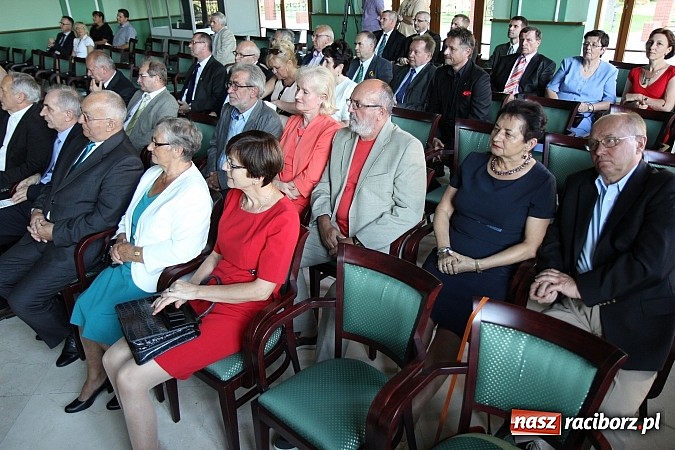Zdjęcie w galerii na portalu naszraciborz.pl: Filary Ziemi Raciborskiej: znamy już laureat&oacute;w sz&oacute;stej edycji konkursu wiadomości z regionu