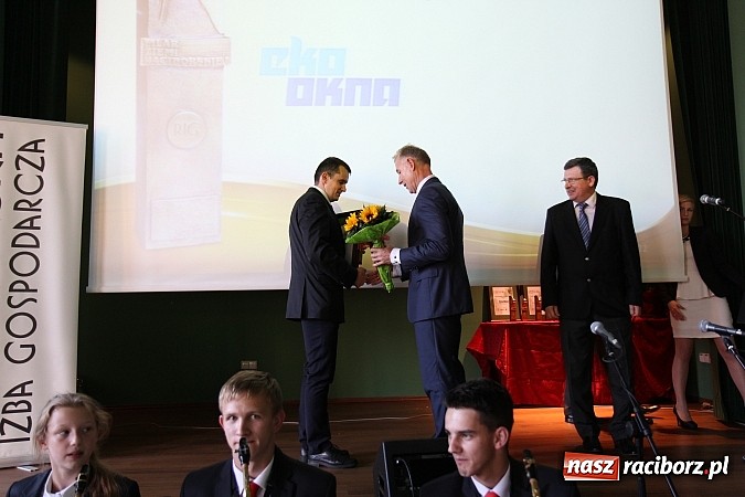 Zdjęcie w galerii na portalu naszraciborz.pl: Filary Ziemi Raciborskiej: znamy już laureat&oacute;w sz&oacute;stej edycji konkursu wiadomości z regionu