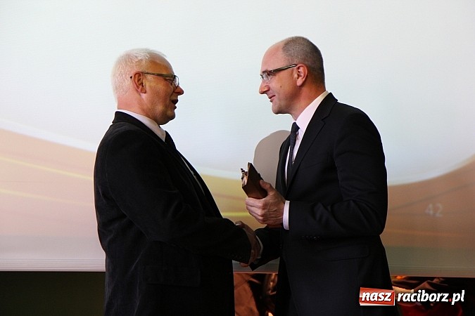 Zdjęcie w galerii na portalu naszraciborz.pl: Filary Ziemi Raciborskiej: znamy już laureat&oacute;w sz&oacute;stej edycji konkursu wiadomości z regionu