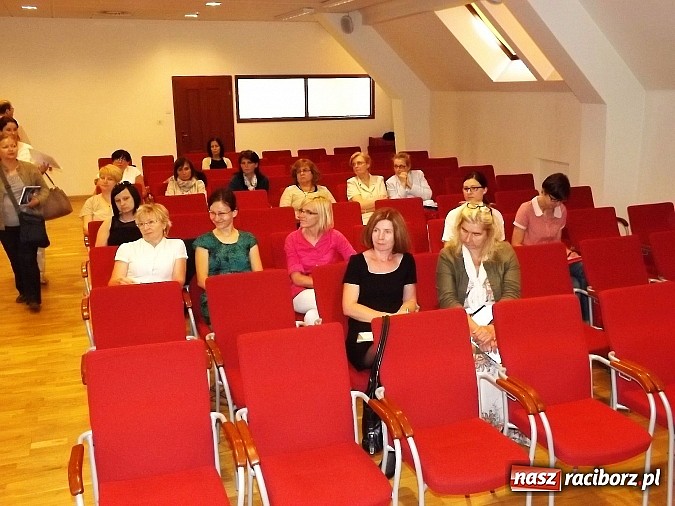 Zdjęcie w galerii na portalu naszraciborz.pl: Wczesne wykrywanie zaburzeń słuchu u dzieci tematem konferencji na zamku wiadomości z regionu