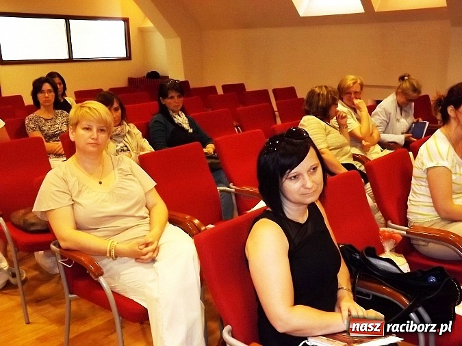 Zdjęcie w galerii na portalu naszraciborz.pl: Wczesne wykrywanie zaburzeń słuchu u dzieci tematem konferencji na zamku wiadomości z regionu