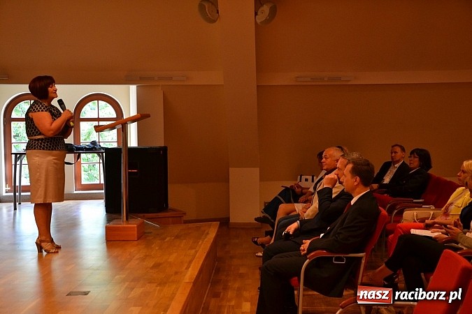 Zdjęcie w galerii na portalu naszraciborz.pl: Wczesne wykrywanie zaburzeń słuchu u dzieci tematem konferencji na zamku wiadomości z regionu