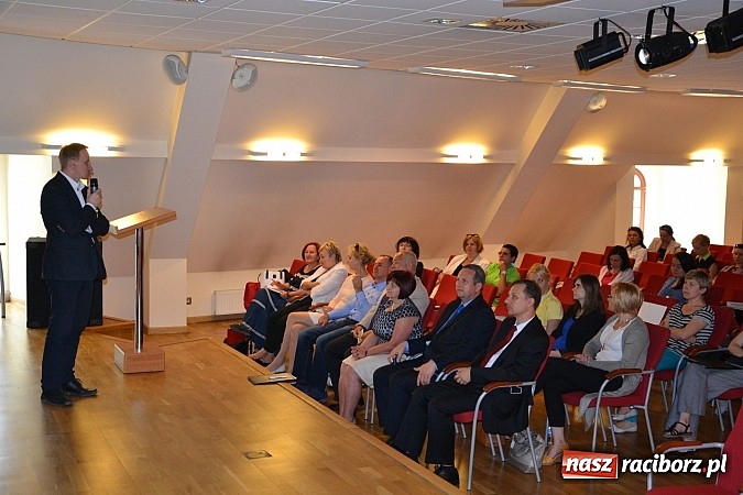 Zdjęcie w galerii na portalu naszraciborz.pl: Wczesne wykrywanie zaburzeń słuchu u dzieci tematem konferencji na zamku wiadomości z regionu