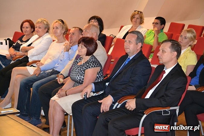 Zdjęcie w galerii na portalu naszraciborz.pl: Wczesne wykrywanie zaburzeń słuchu u dzieci tematem konferencji na zamku wiadomości z regionu