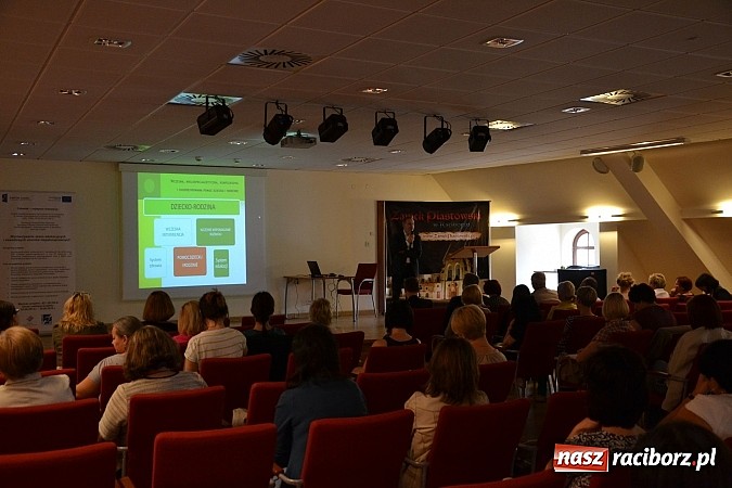 Zdjęcie w galerii na portalu naszraciborz.pl: Wczesne wykrywanie zaburzeń słuchu u dzieci tematem konferencji na zamku wiadomości z regionu