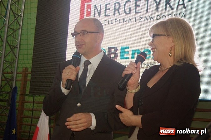 Zdjęcie w galerii na portalu naszraciborz.pl: Za nami I dzień Międzynarodowych Targów Energii Odnawialnej w Raciborzu wiadomości z regionu