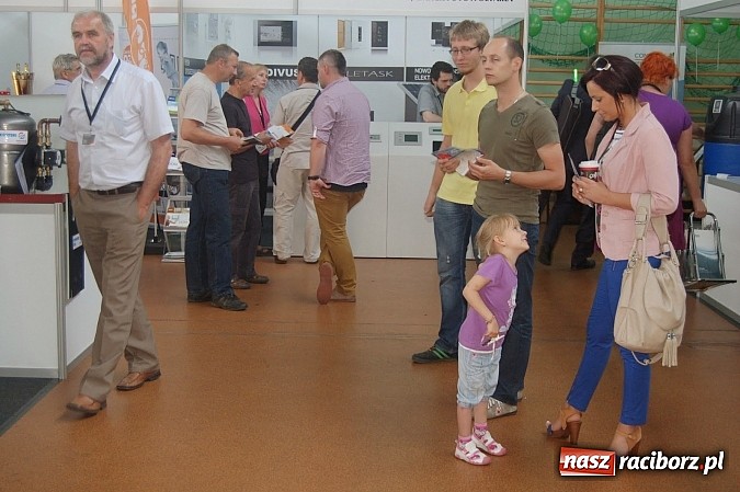 Zdjęcie w galerii na portalu naszraciborz.pl: Za nami I dzień Międzynarodowych Targów Energii Odnawialnej w Raciborzu wiadomości z regionu