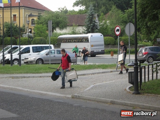Zdjęcie w galerii na portalu naszraciborz.pl: I Mistrzostwa Polski MOW w Wędkarstwie Spławikowym przy starym opactwie wiadomości z regionu