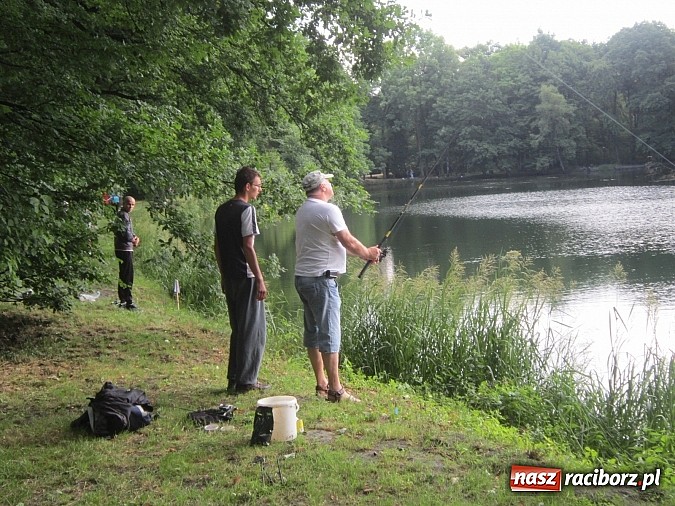 Zdjęcie w galerii na portalu naszraciborz.pl: I Mistrzostwa Polski MOW w Wędkarstwie Spławikowym przy starym opactwie wiadomości z regionu