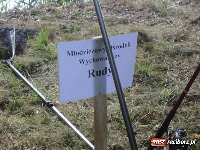 Zdjęcie w galerii na portalu naszraciborz.pl: I Mistrzostwa Polski MOW w Wędkarstwie Spławikowym przy starym opactwie wiadomości z regionu