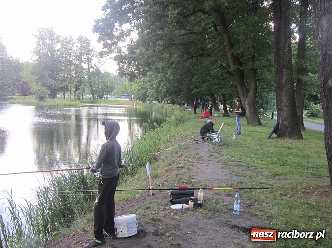 Zdjęcie w galerii na portalu naszraciborz.pl: I Mistrzostwa Polski MOW w Wędkarstwie Spławikowym przy starym opactwie wiadomości z regionu