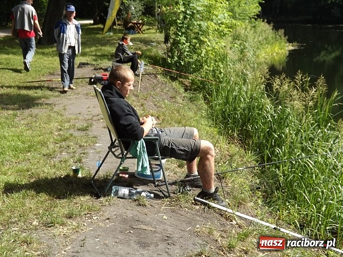 Zdjęcie w galerii na portalu naszraciborz.pl: I Mistrzostwa Polski MOW w Wędkarstwie Spławikowym przy starym opactwie wiadomości z regionu