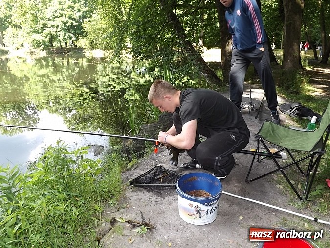 Zdjęcie w galerii na portalu naszraciborz.pl: I Mistrzostwa Polski MOW w Wędkarstwie Spławikowym przy starym opactwie wiadomości z regionu