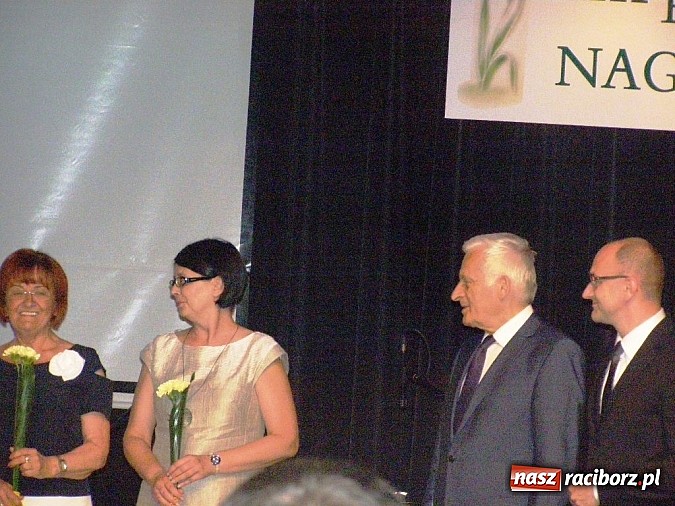 Zdjęcie w galerii na portalu naszraciborz.pl: Szczęśliwa trzynastka - Narcyzy 2014 rozdane wiadomości z regionu