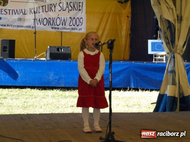 Zdjęcie w galerii na portalu naszraciborz.pl: Festiwal kultury śląskiej w Tworkowie wiadomości z regionu