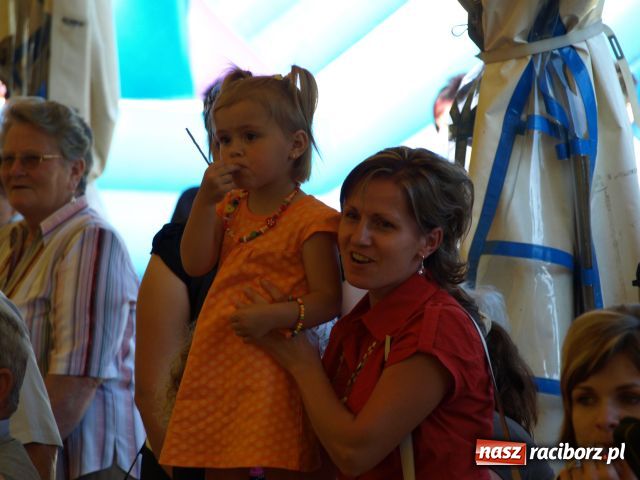 Zdjęcie w galerii na portalu naszraciborz.pl: Festiwal kultury śląskiej w Tworkowie wiadomości z regionu