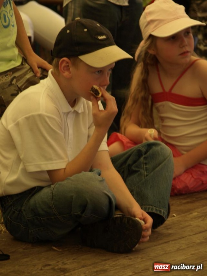 Zdjęcie w galerii na portalu naszraciborz.pl: Festiwal kultury śląskiej w Tworkowie wiadomości z regionu