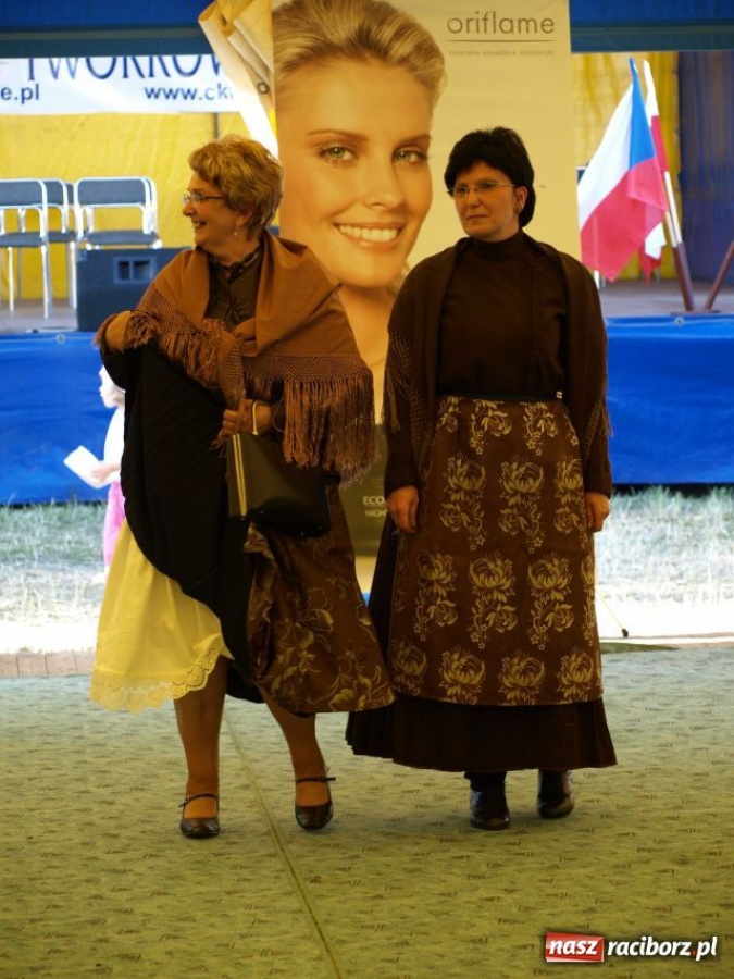 Zdjęcie w galerii na portalu naszraciborz.pl: Festiwal kultury śląskiej w Tworkowie wiadomości z regionu