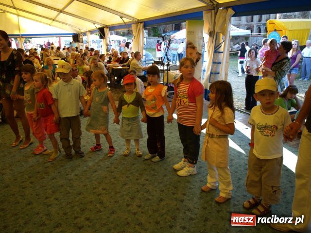 Zdjęcie w galerii na portalu naszraciborz.pl: Festiwal kultury śląskiej w Tworkowie wiadomości z regionu