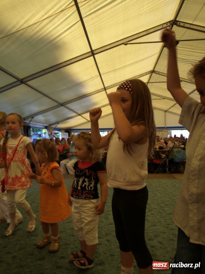 Zdjęcie w galerii na portalu naszraciborz.pl: Festiwal kultury śląskiej w Tworkowie wiadomości z regionu