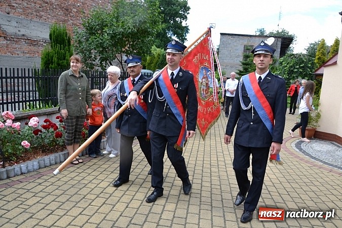 Zdjęcie w galerii na portalu naszraciborz.pl: Strażackie święto w Roszkowie. Renault wraca do służby wiadomości z regionu