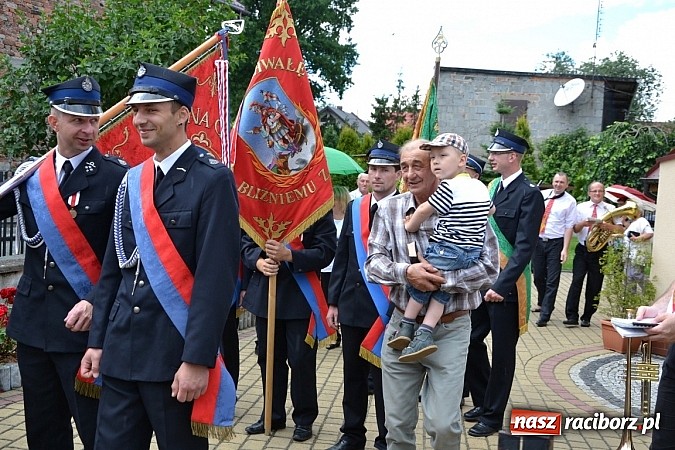 Zdjęcie w galerii na portalu naszraciborz.pl: Strażackie święto w Roszkowie. Renault wraca do służby wiadomości z regionu