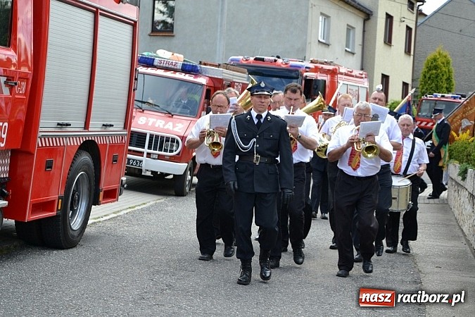 Zdjęcie w galerii na portalu naszraciborz.pl: Strażackie święto w Roszkowie. Renault wraca do służby wiadomości z regionu