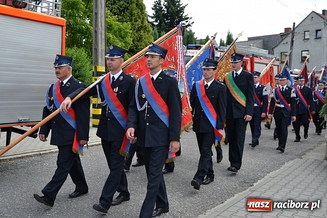 Zdjęcie w galerii na portalu naszraciborz.pl: Strażackie święto w Roszkowie. Renault wraca do służby wiadomości z regionu