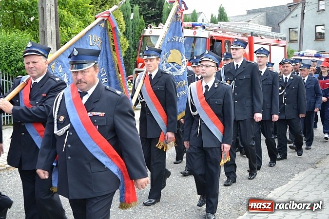 Zdjęcie w galerii na portalu naszraciborz.pl: Strażackie święto w Roszkowie. Renault wraca do służby wiadomości z regionu