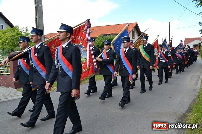 Zdjęcie w galerii na portalu naszraciborz.pl: Strażackie święto w Roszkowie. Renault wraca do służby wiadomości z regionu