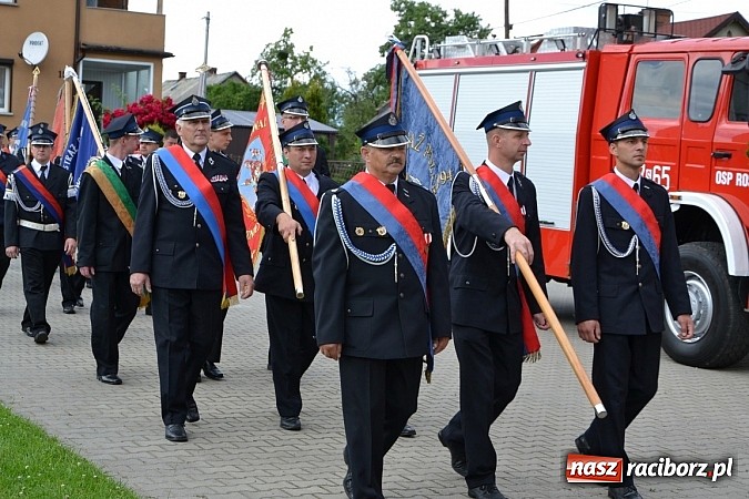 Zdjęcie w galerii na portalu naszraciborz.pl: Strażackie święto w Roszkowie. Renault wraca do służby wiadomości z regionu