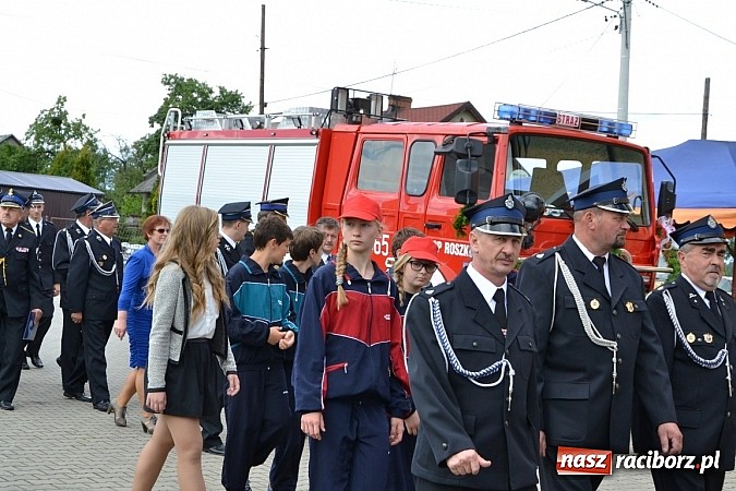 Zdjęcie w galerii na portalu naszraciborz.pl: Strażackie święto w Roszkowie. Renault wraca do służby wiadomości z regionu