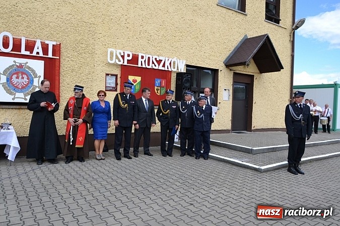 Zdjęcie w galerii na portalu naszraciborz.pl: Strażackie święto w Roszkowie. Renault wraca do służby wiadomości z regionu