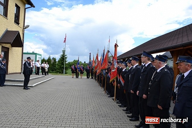 Zdjęcie w galerii na portalu naszraciborz.pl: Strażackie święto w Roszkowie. Renault wraca do służby wiadomości z regionu