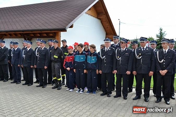 Zdjęcie w galerii na portalu naszraciborz.pl: Strażackie święto w Roszkowie. Renault wraca do służby wiadomości z regionu