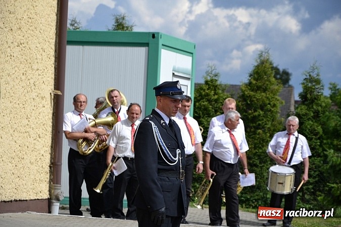 Zdjęcie w galerii na portalu naszraciborz.pl: Strażackie święto w Roszkowie. Renault wraca do służby wiadomości z regionu