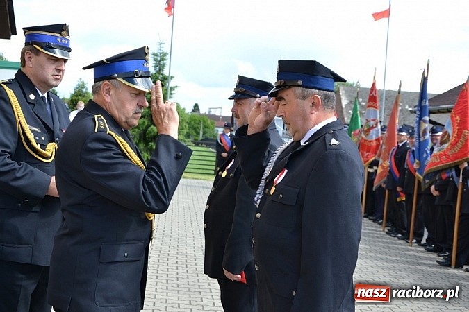 Zdjęcie w galerii na portalu naszraciborz.pl: Strażackie święto w Roszkowie. Renault wraca do służby wiadomości z regionu