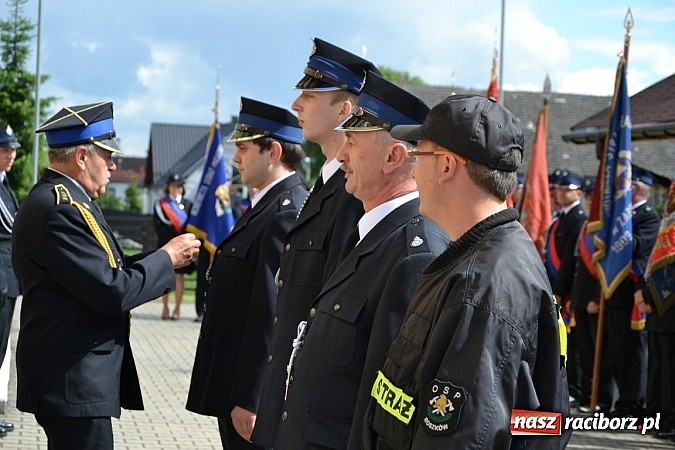 Zdjęcie w galerii na portalu naszraciborz.pl: Strażackie święto w Roszkowie. Renault wraca do służby wiadomości z regionu