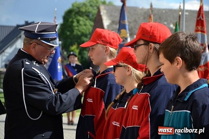 Zdjęcie w galerii na portalu naszraciborz.pl: Strażackie święto w Roszkowie. Renault wraca do służby wiadomości z regionu