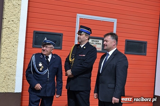 Zdjęcie w galerii na portalu naszraciborz.pl: Strażackie święto w Roszkowie. Renault wraca do służby wiadomości z regionu